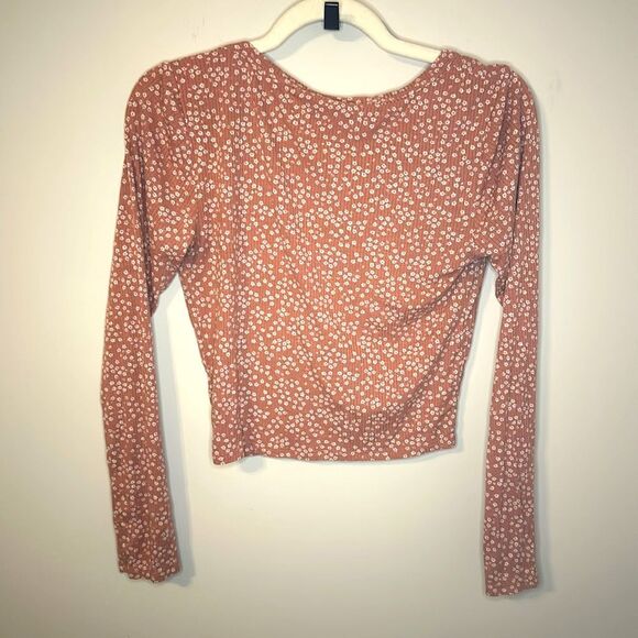 Long Sleeve Pink Floral Button Down Crop Top Large Pink Rose Stretchy - Picture 4 of 4